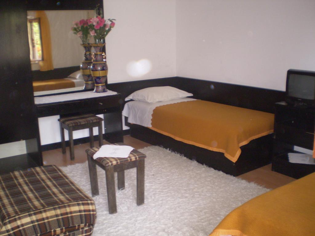 Apartments Nikola ปูชิสชา ภายนอก รูปภาพ