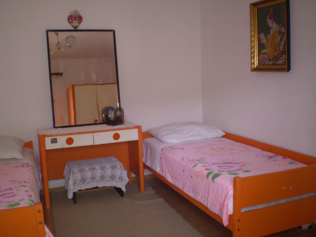 Apartments Nikola ปูชิสชา ภายนอก รูปภาพ