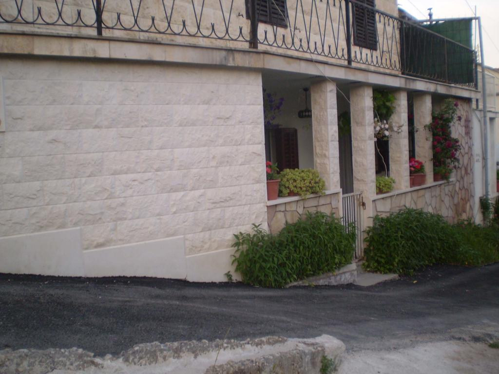 Apartments Nikola ปูชิสชา ภายนอก รูปภาพ