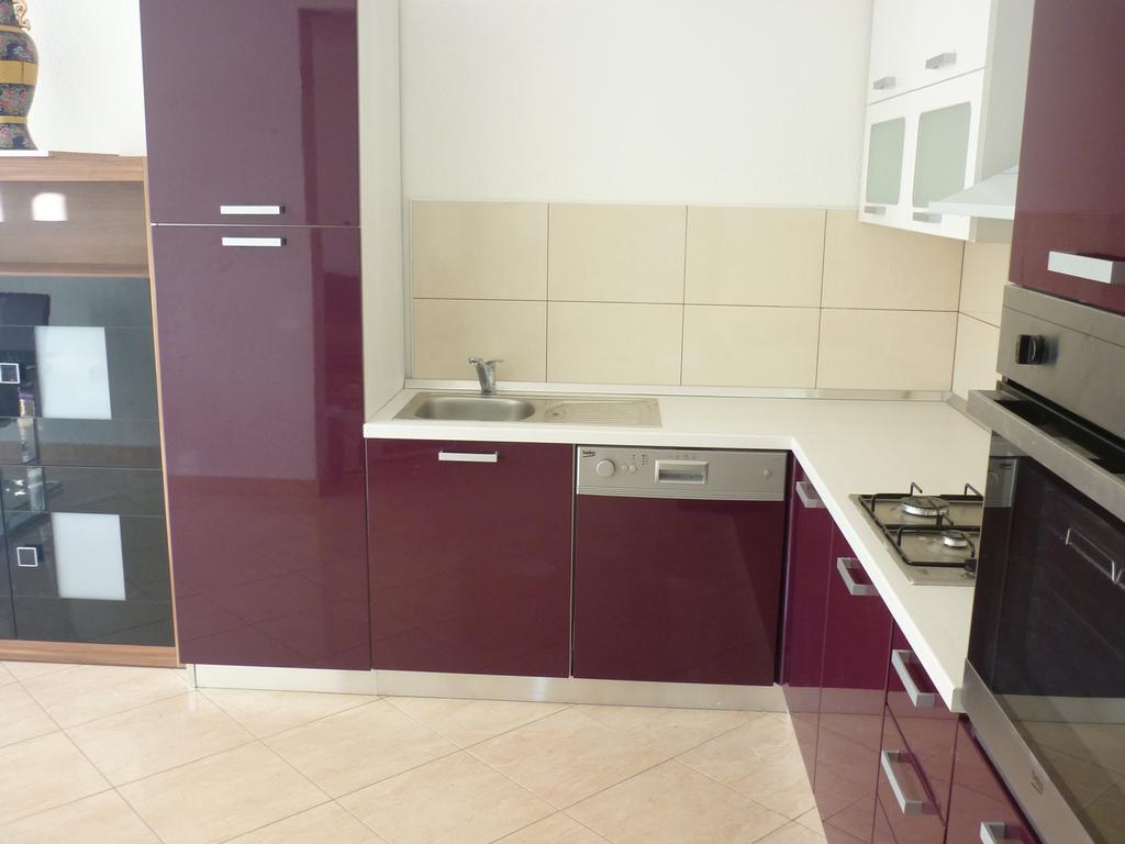 Apartments Nikola ปูชิสชา ภายนอก รูปภาพ